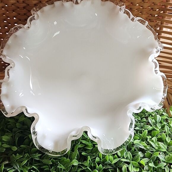 Vintage Silver Crested Fenton Milk Glass Bowl Pedestal Compote Coquette Bridal - Picture 9 of 10